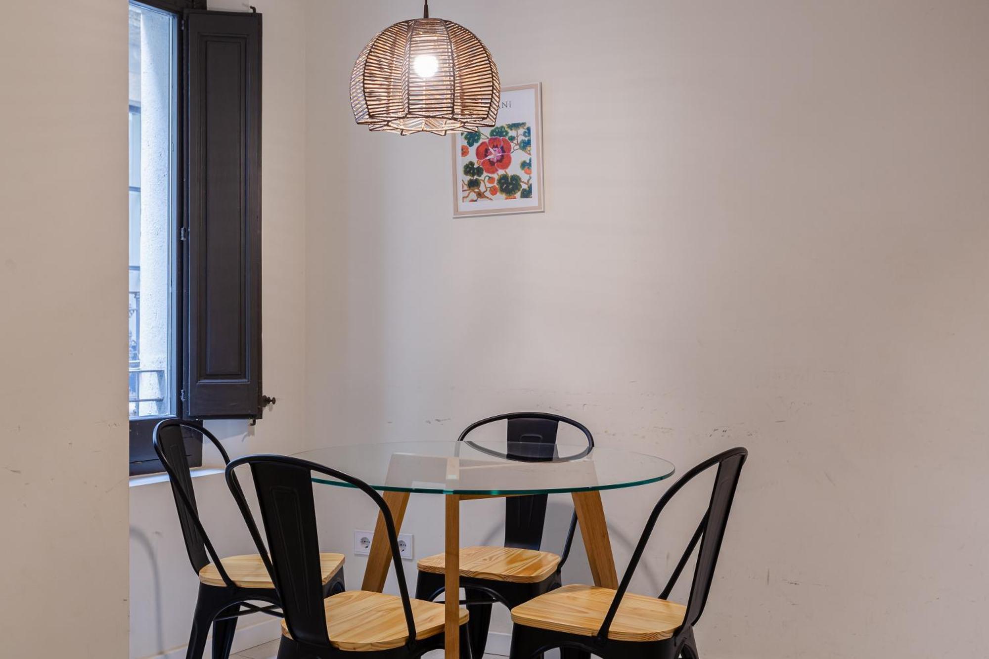 Apt 8 Geranio Girona Exterior photo